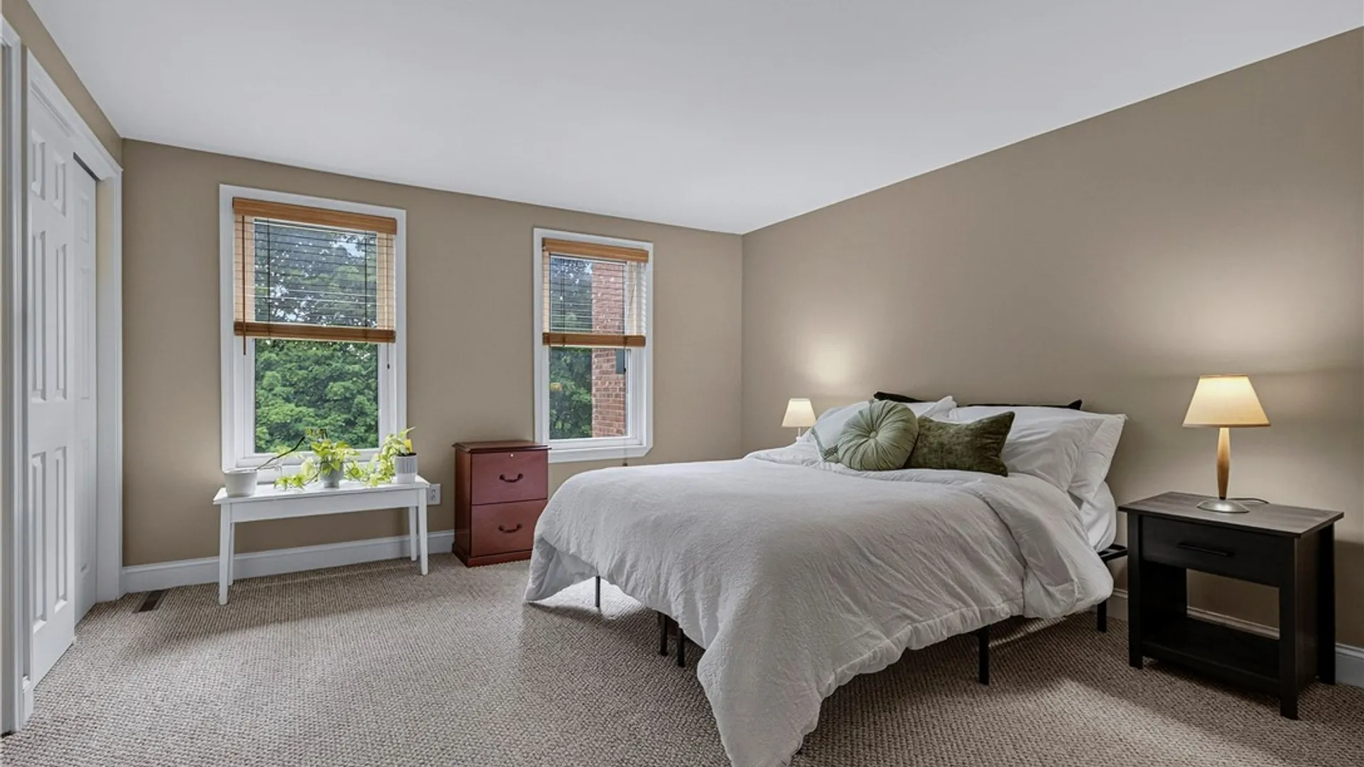 Property at 5 Chestnut Hills, New Hartford, NY 13413 29
