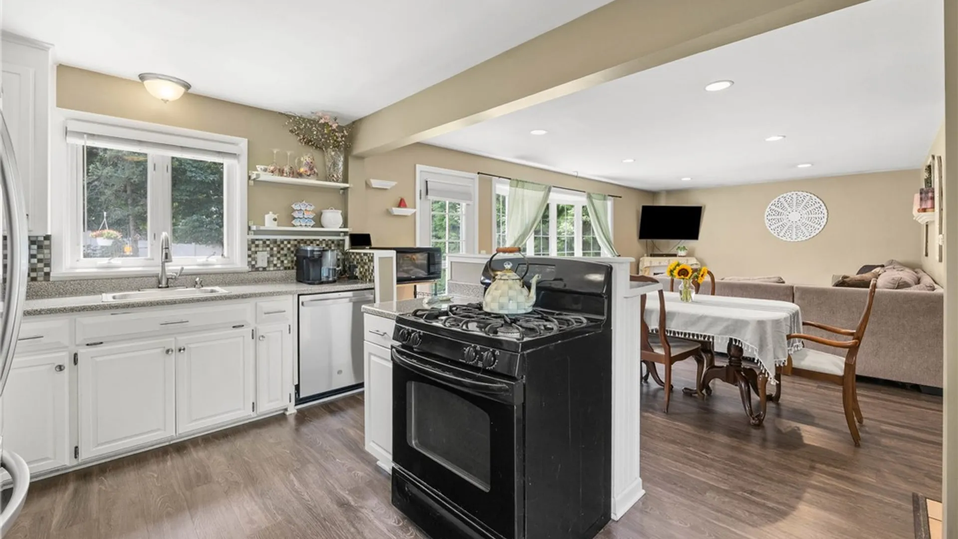 Property at 35 Valley View Drive, Penfield, NY 14526 12