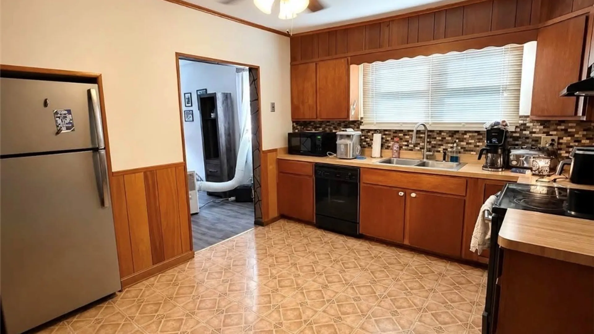 Property at 1817 Copperfield Street, Utica, NY 13501 5