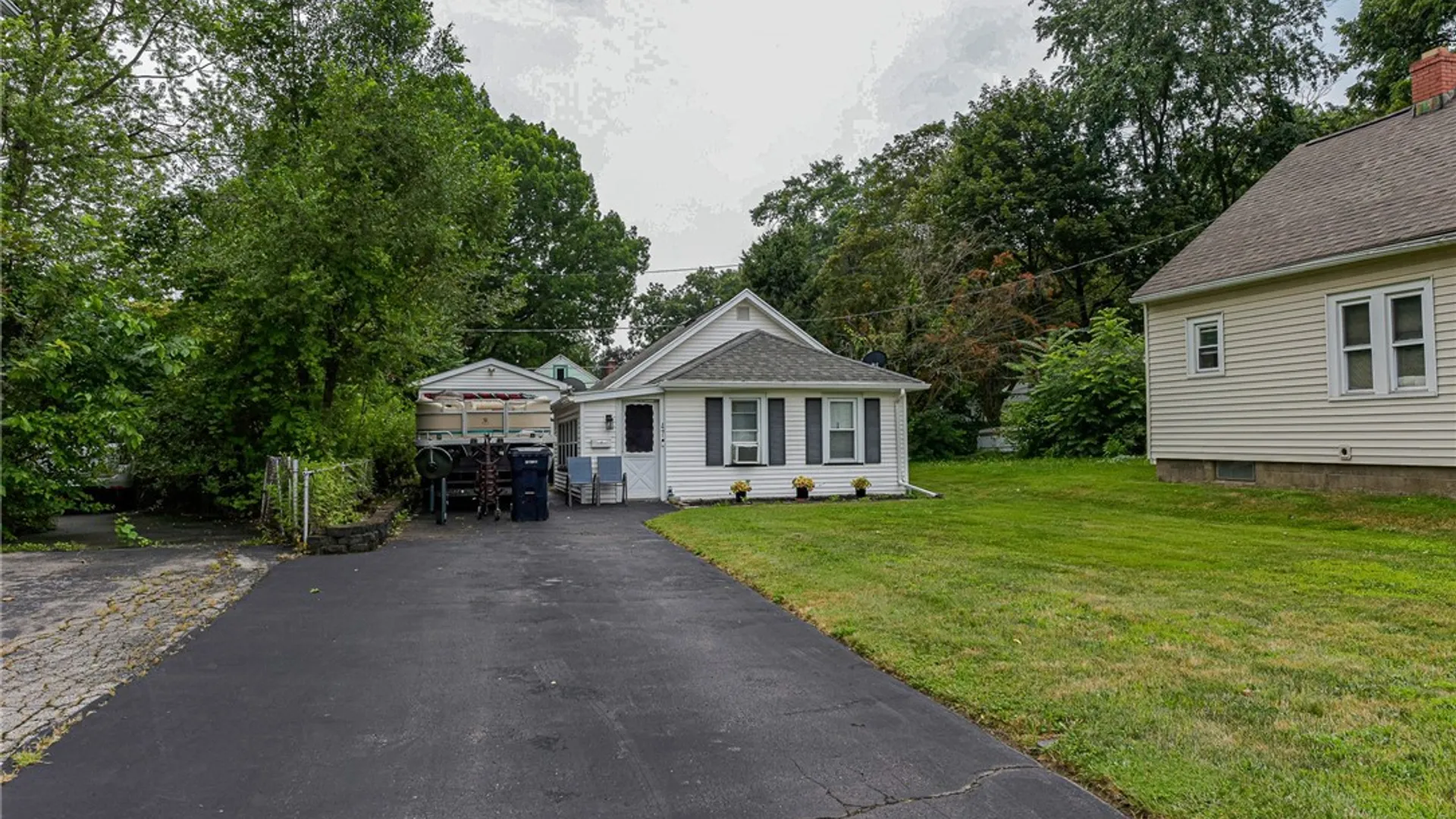 Property at 47 Chippendale Road, Greece, NY 14616 3