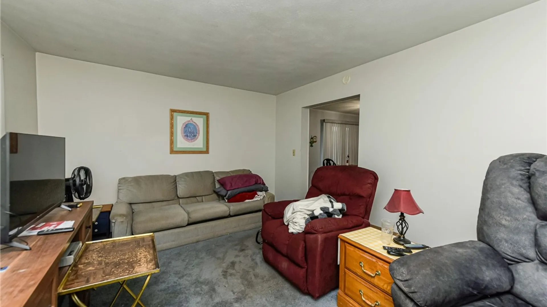 Property at 47 Chippendale Road, Greece, NY 14616 13