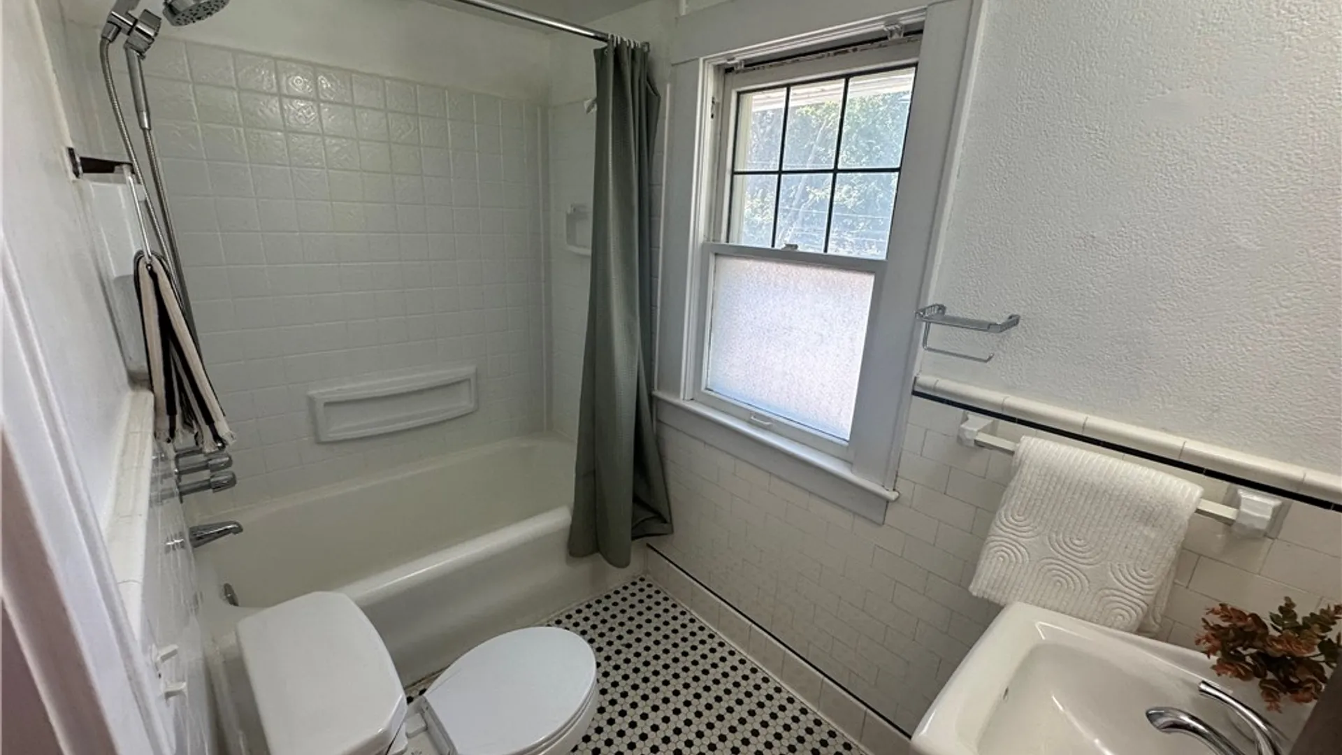 Property at 38 Irvington Road, Rochester, NY 14620 25
