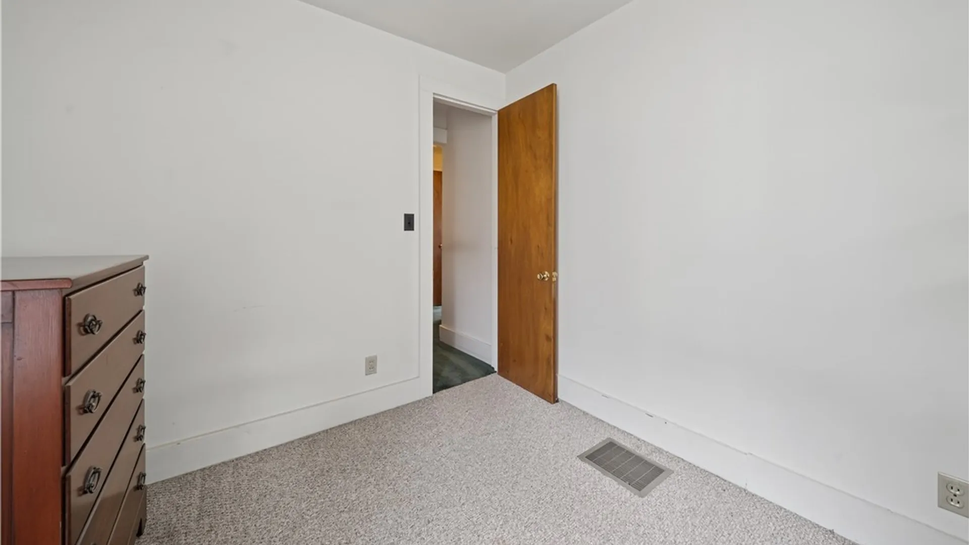 Property at 723 Maple Avenue, Fulton, NY 13069 12