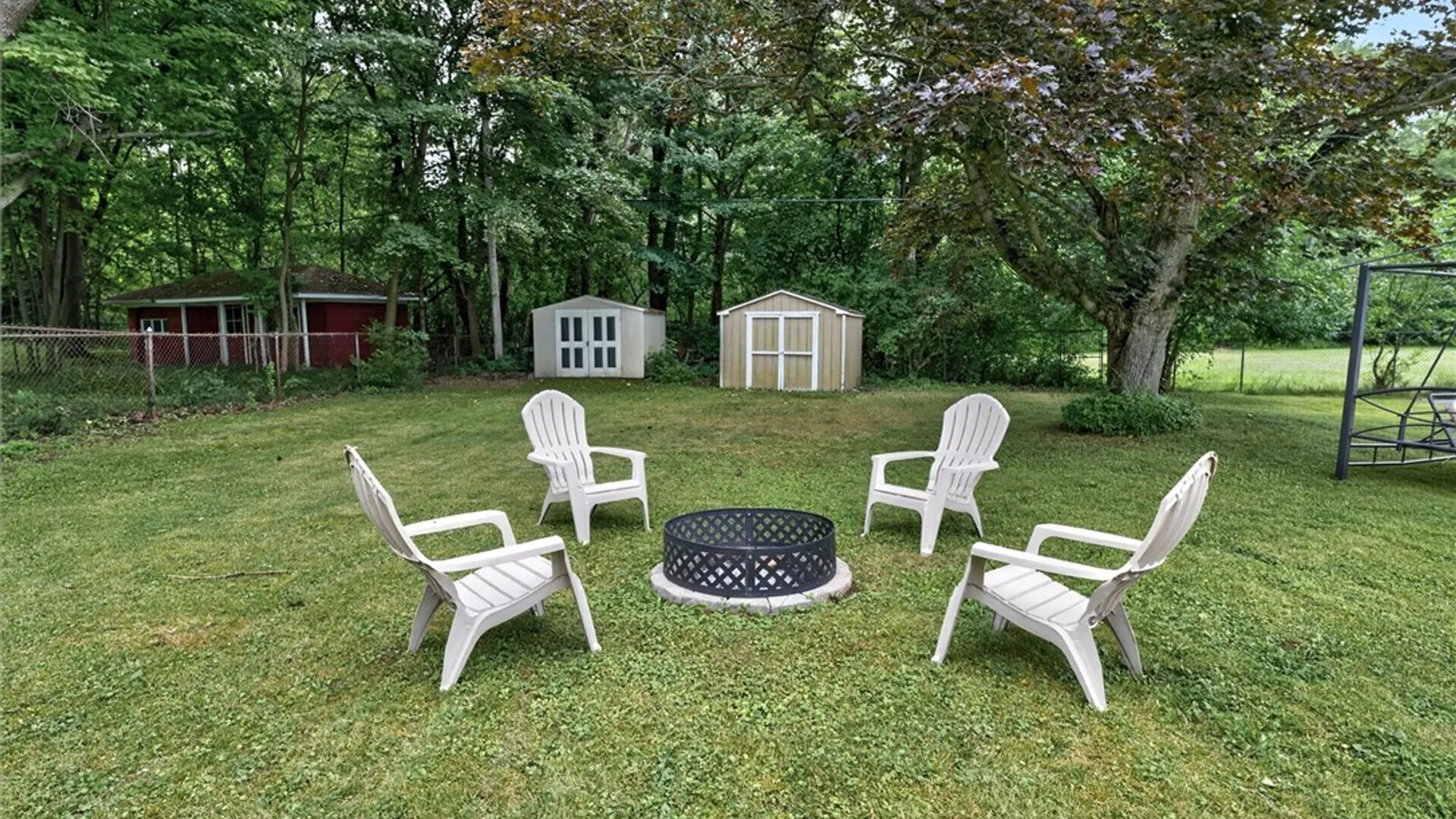 Property at 33 Greenbriar Drive, Gates, NY 14624 6