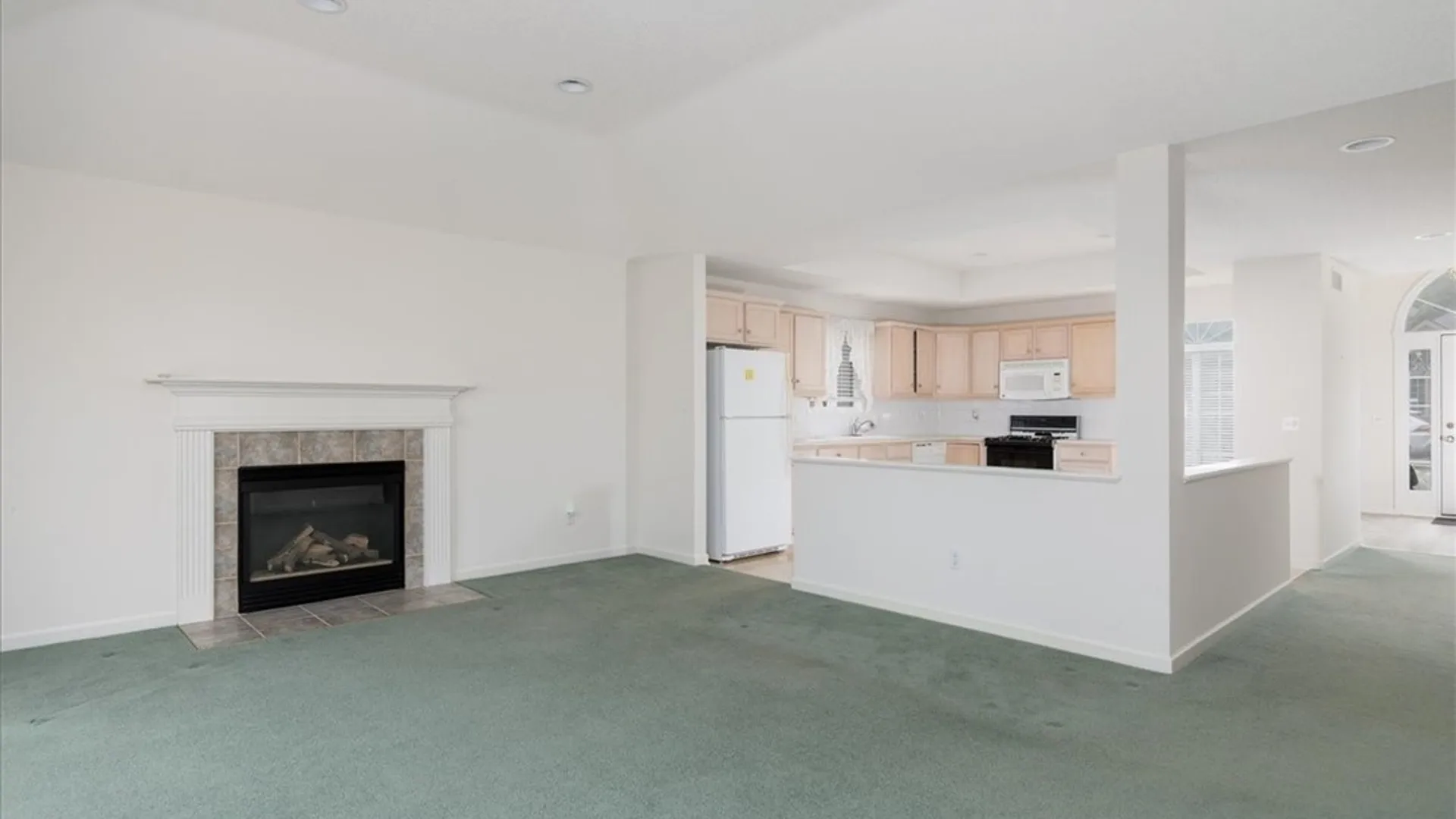 Property at 5543 Hemdale Dr Drive, Clarence, NY 14221 10
