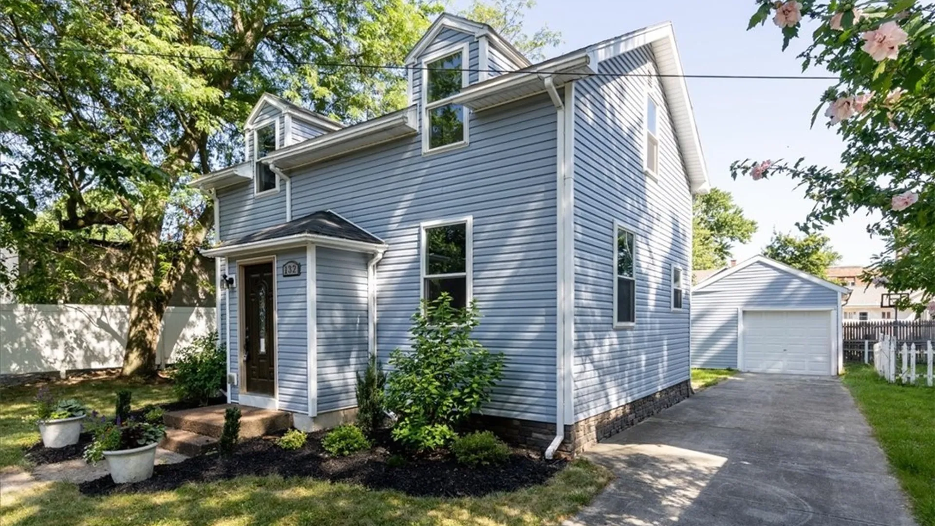 Property at 132 Killewald Avenue, Tonawanda, NY 14150 2