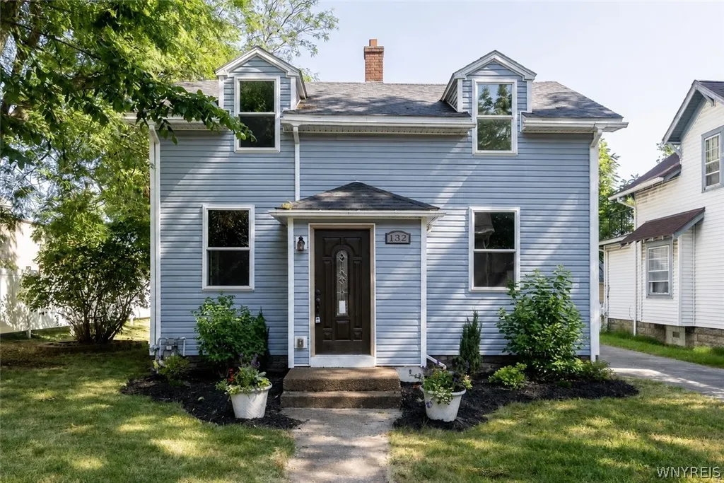 Property at 132 Killewald Avenue, Tonawanda, NY 14150