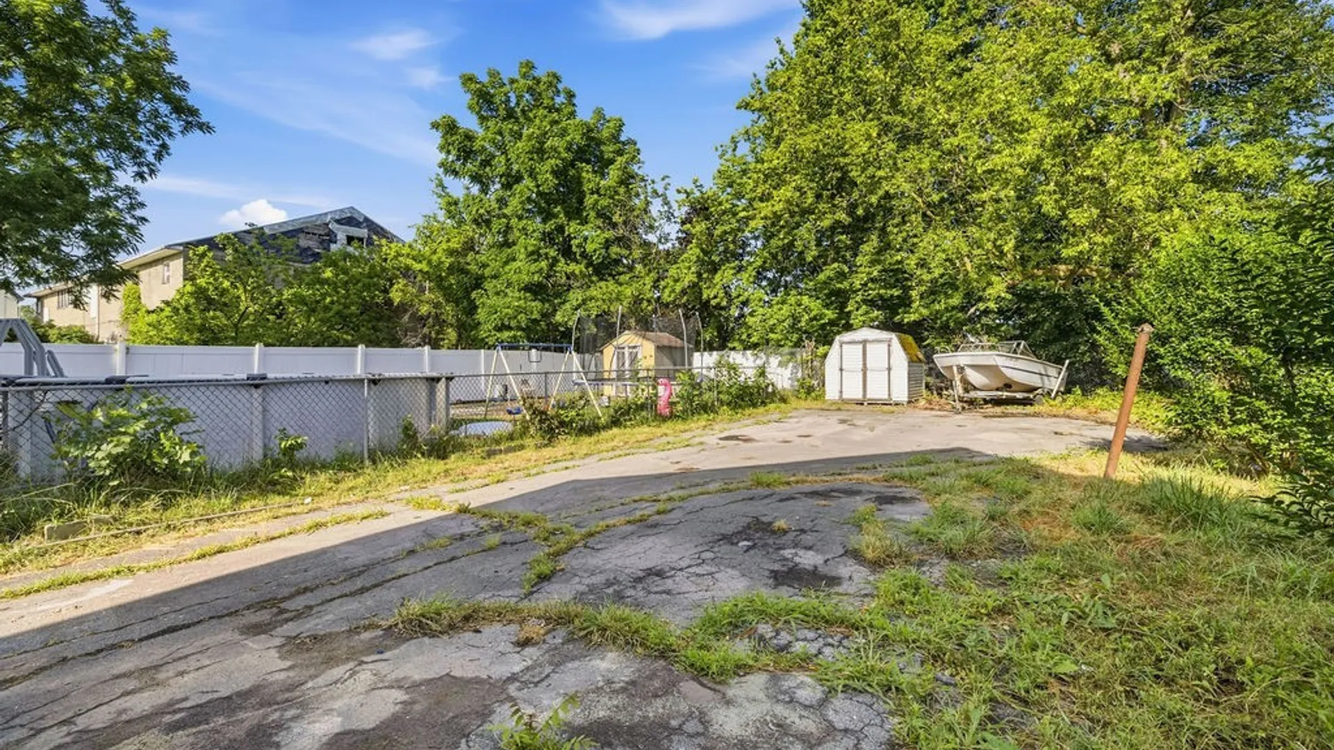 Property at 28 Schuele Avenue, Buffalo, NY 14215 28