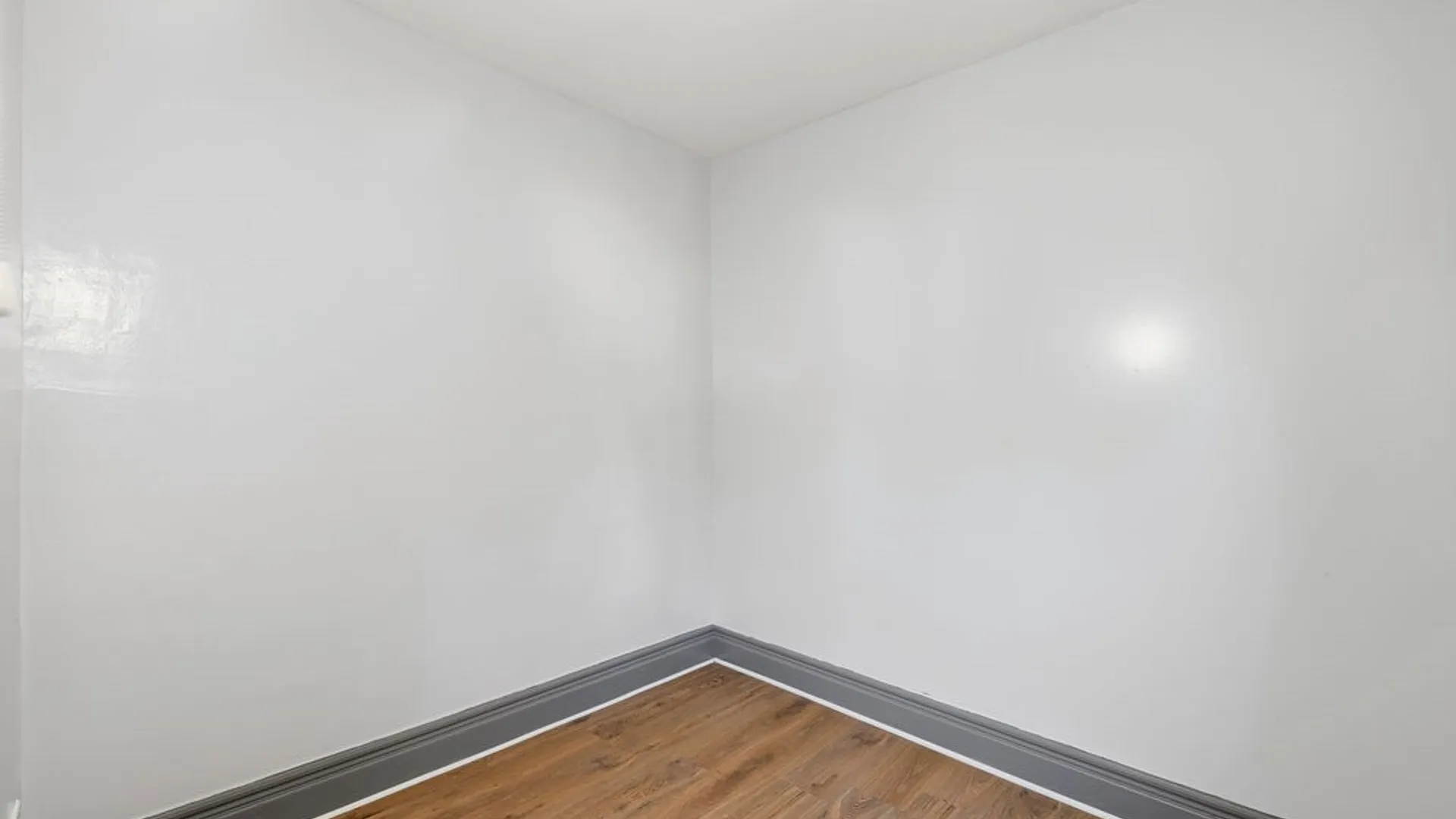 Property at 28 Schuele Avenue, Buffalo, NY 14215 12