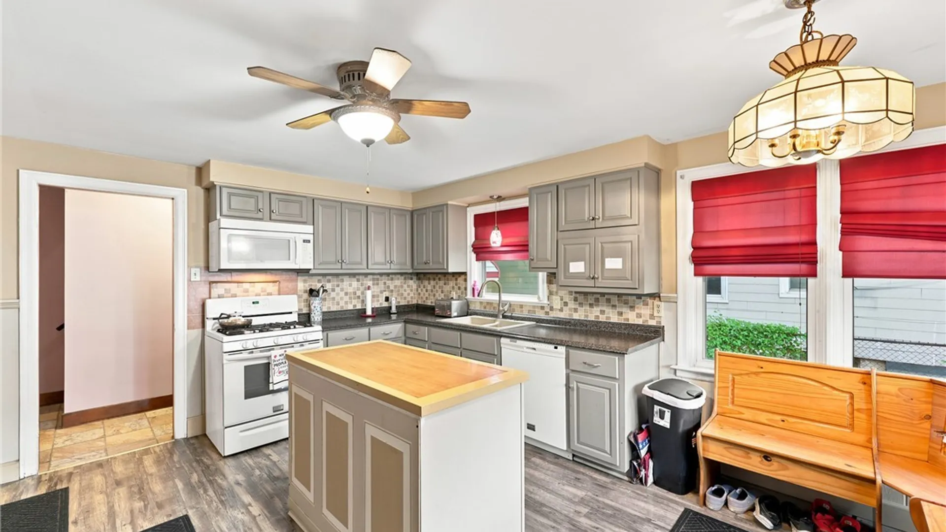 Property at 133 Gold Street, Buffalo, NY 14206 7
