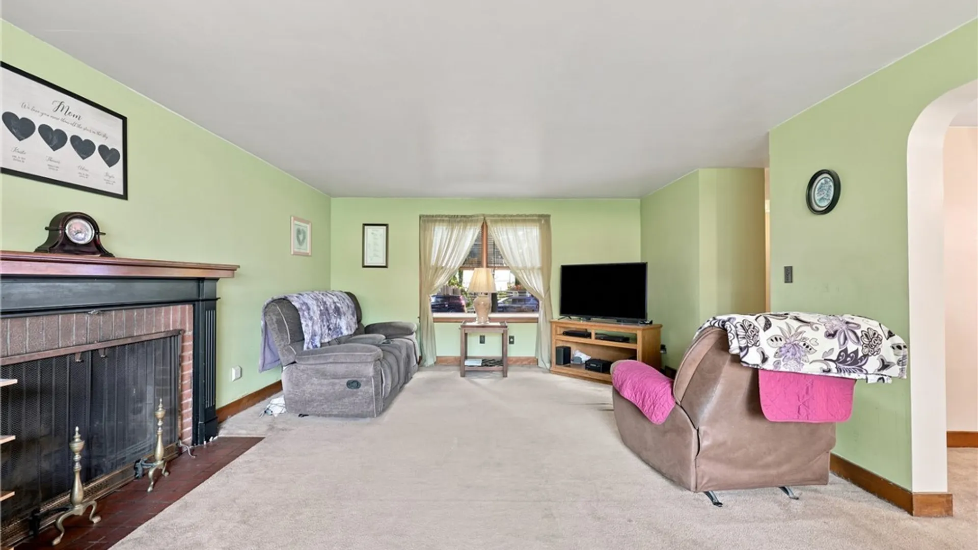 Property at 133 Gold Street, Buffalo, NY 14206 9