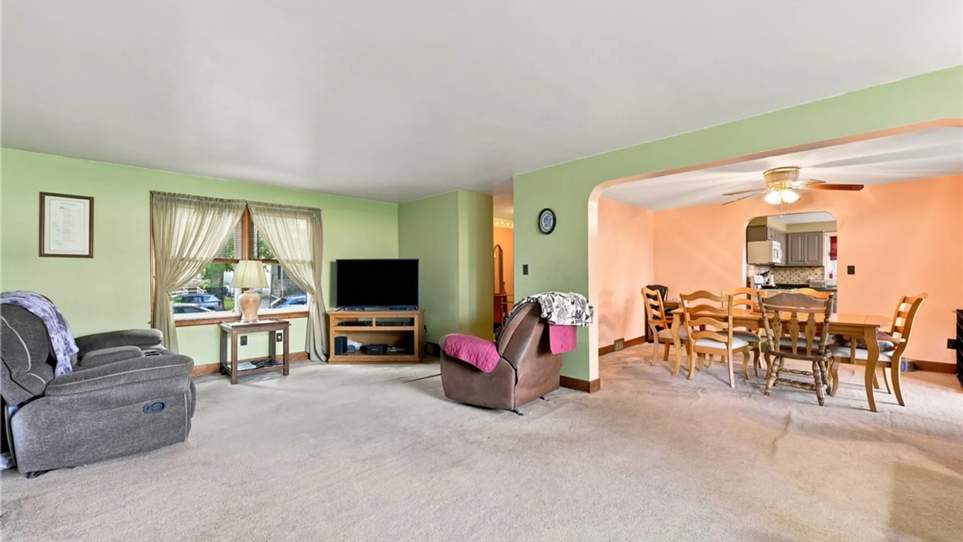 Property at 133 Gold Street, Buffalo, NY 14206 10