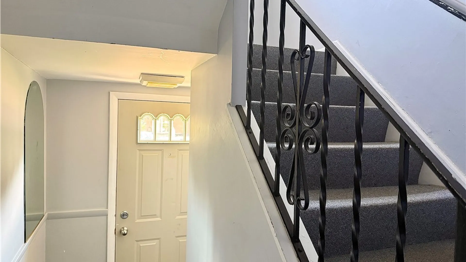 Property at 10 Wayne Terrace, Cheektowaga, NY 14225 2