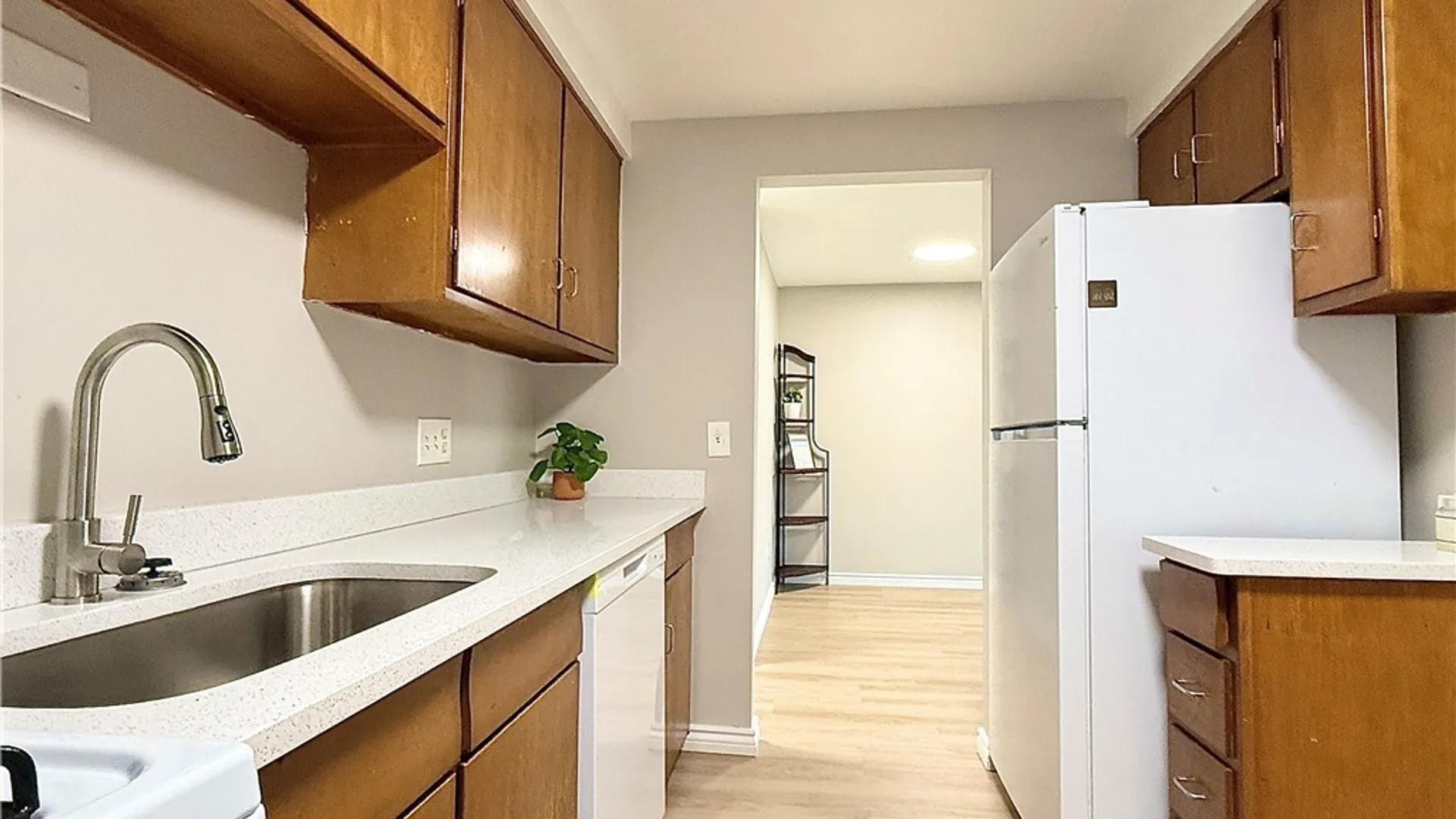 Property at 10 Wayne Terrace, Cheektowaga, NY 14225 10