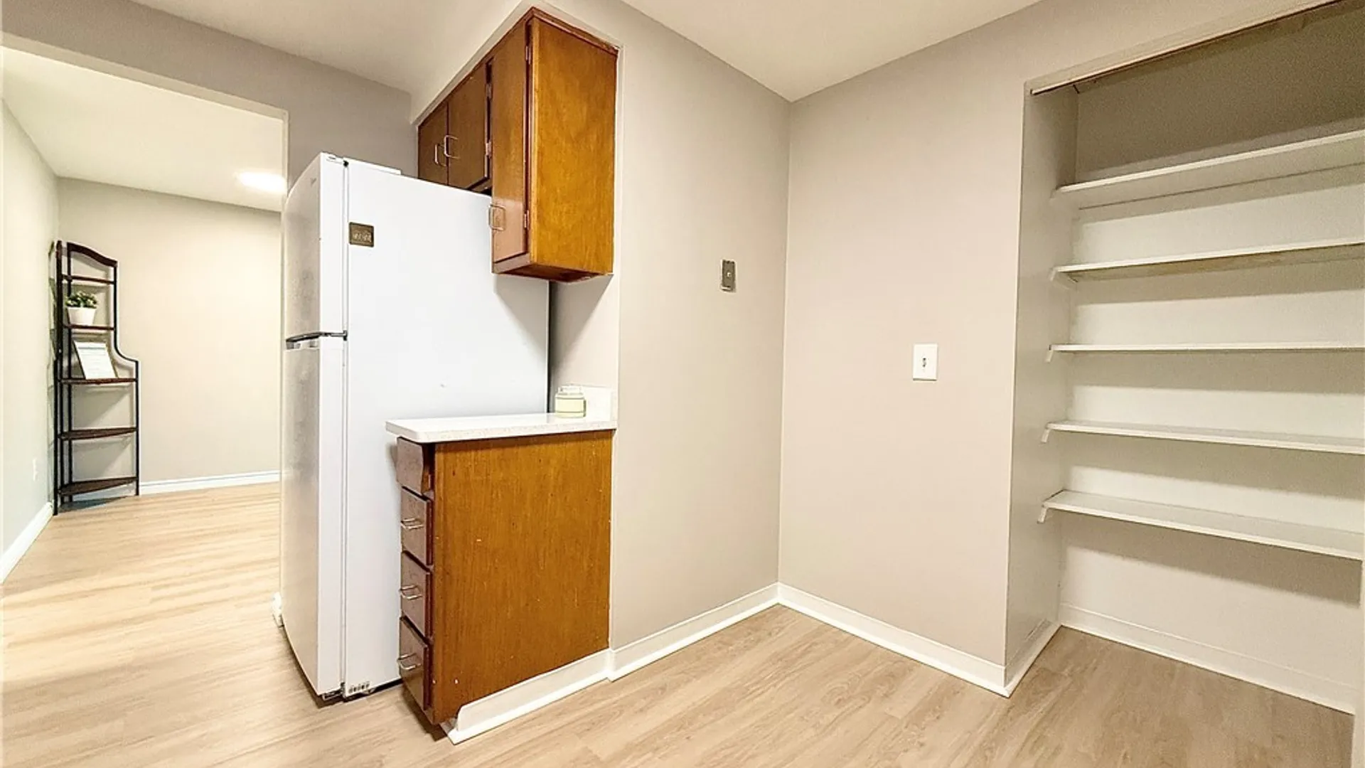 Property at 10 Wayne Terrace, Cheektowaga, NY 14225 11