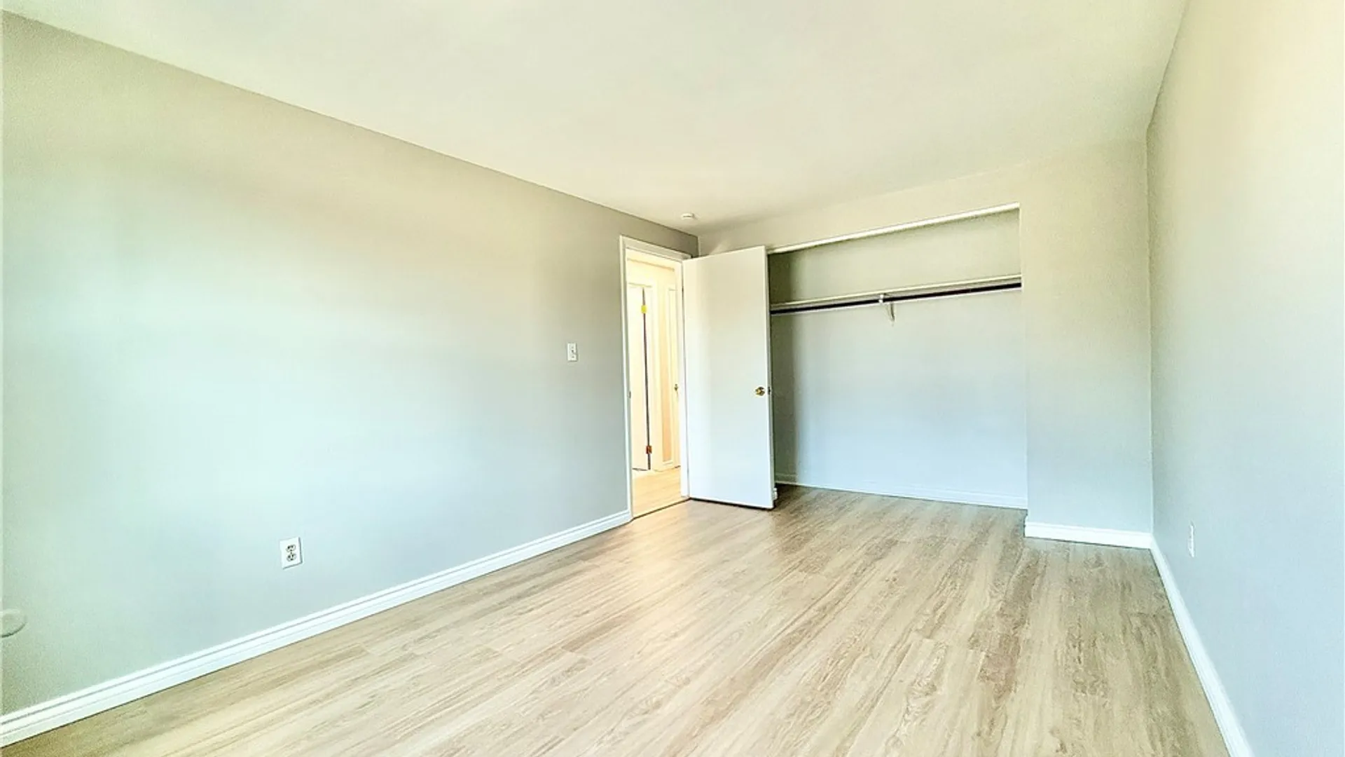Property at 10 Wayne Terrace, Cheektowaga, NY 14225 14