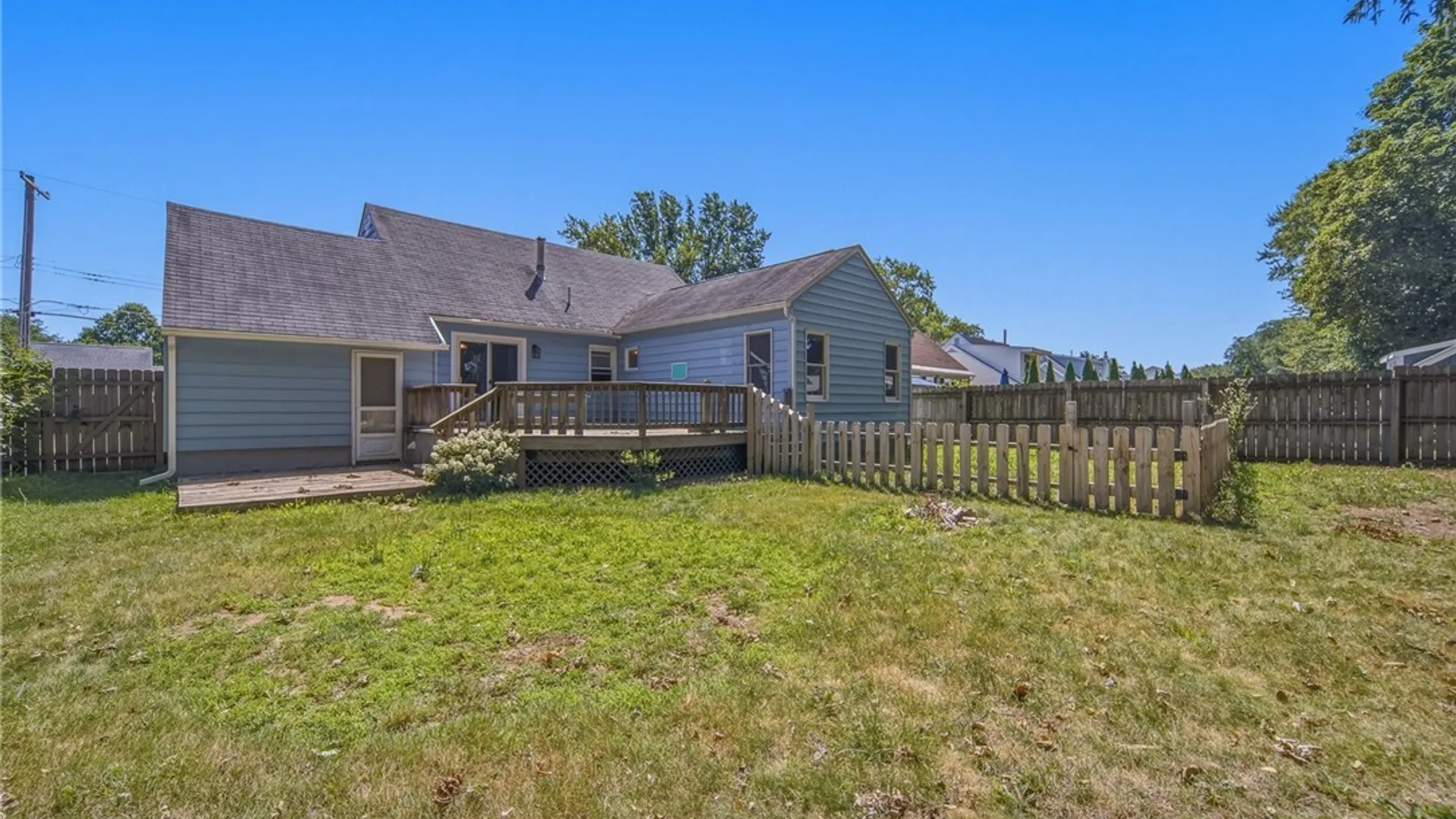 Property at 162 Pine Tree Drive, Clay, NY 13212 5