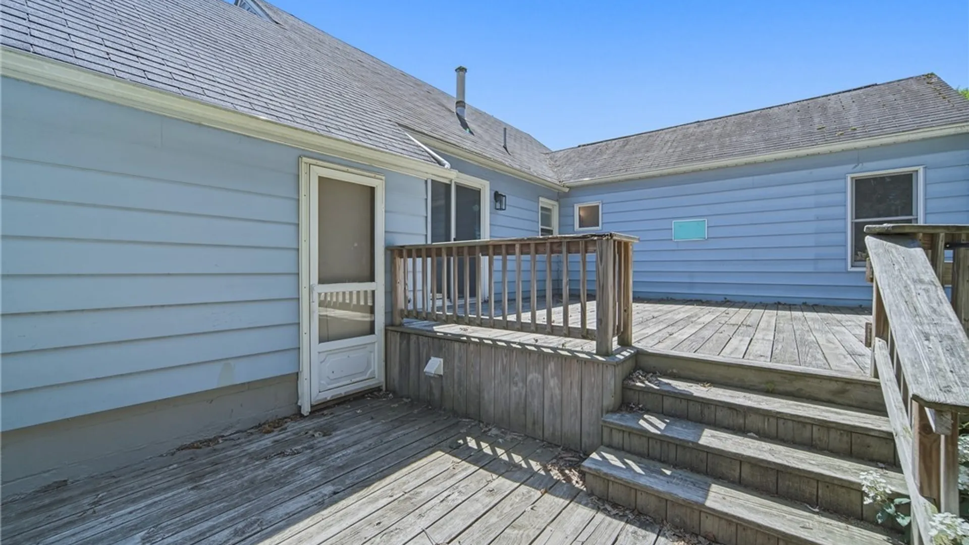 Property at 162 Pine Tree Drive, Clay, NY 13212 4