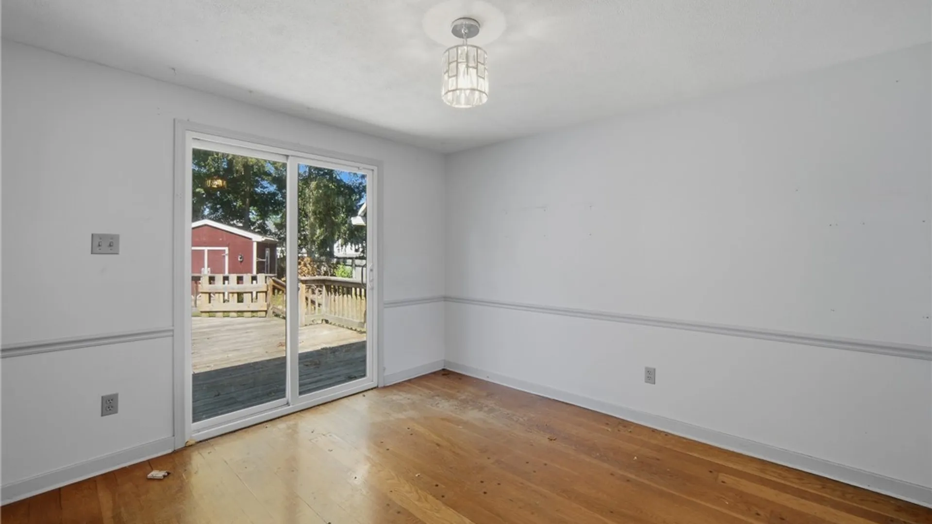 Property at 162 Pine Tree Drive, Clay, NY 13212 32