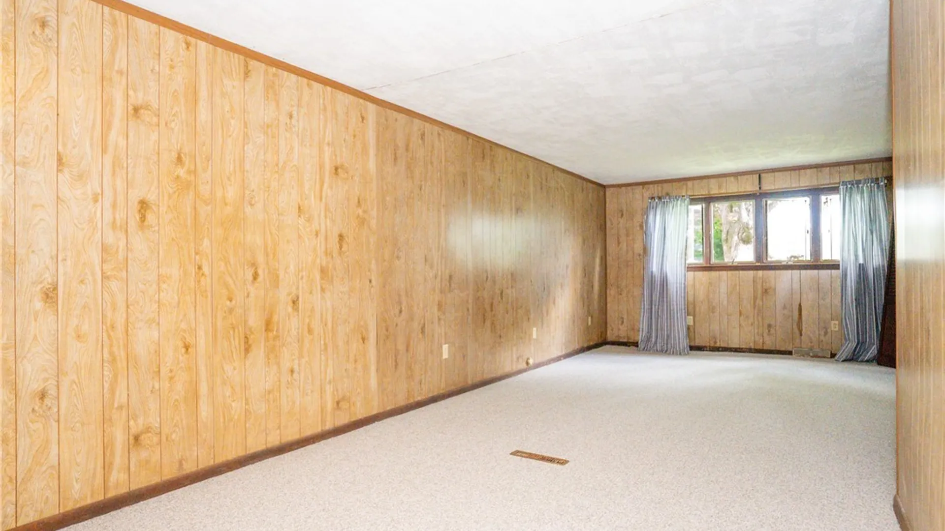 Property at 54 Barnsdale Avenue, West Seneca, NY 14224 10