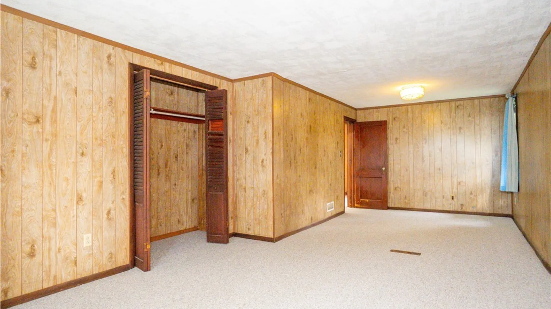 Property at 54 Barnsdale Avenue, West Seneca, NY 14224 12