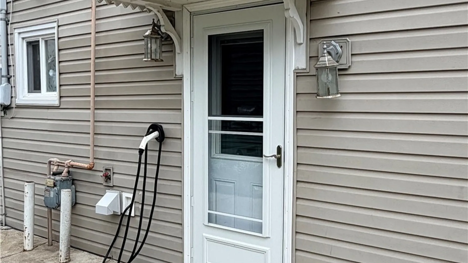 Property at 143 E Monmouth Avenue, Tonawanda, NY 14150 3
