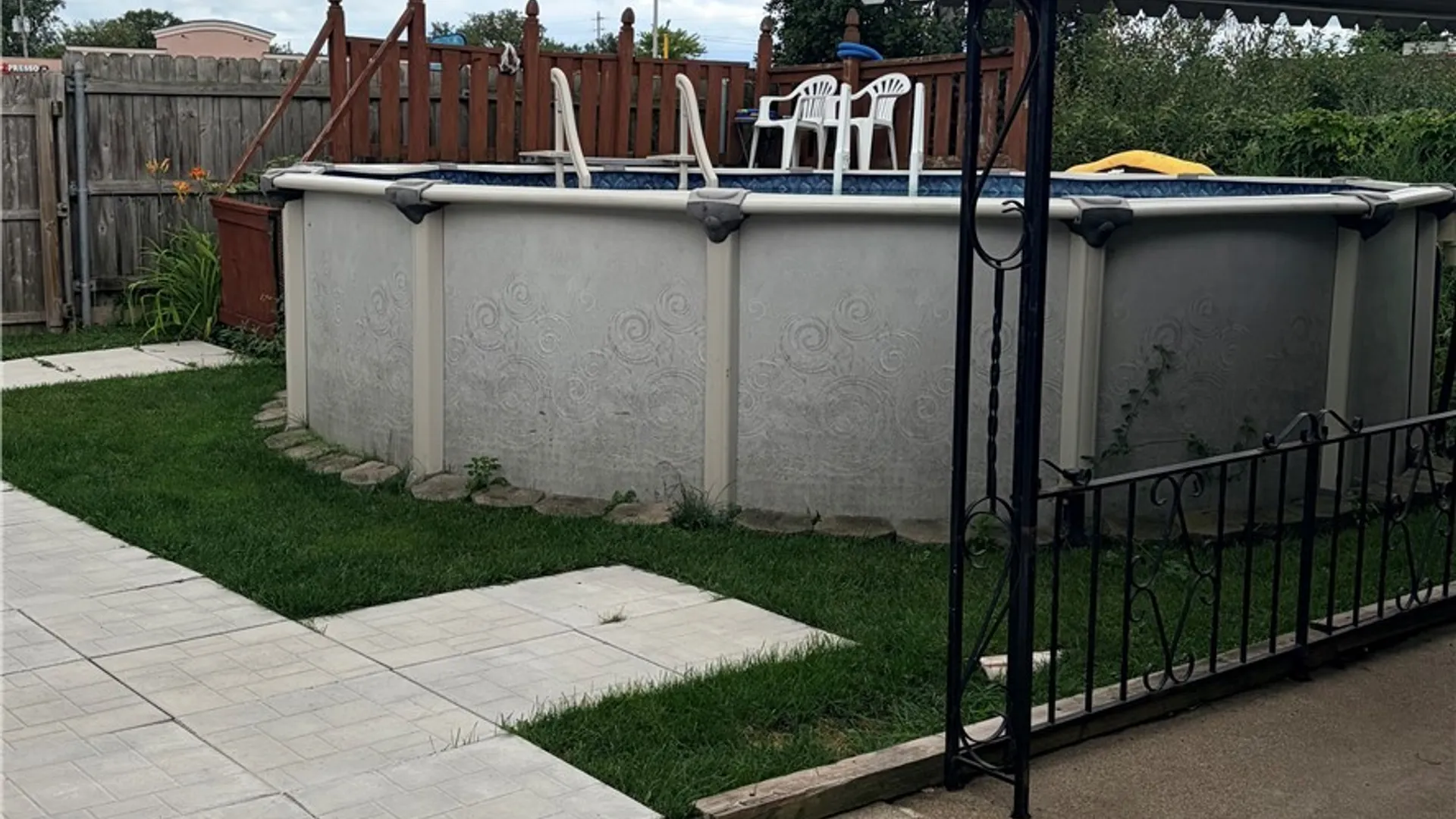 Property at 143 E Monmouth Avenue, Tonawanda, NY 14150 16