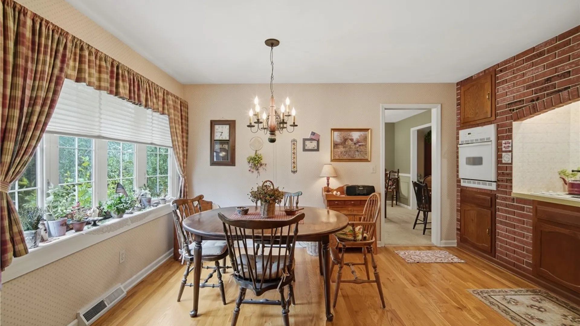 Property at 4744 Edgeworth Drive, Manlius, NY 13104 24