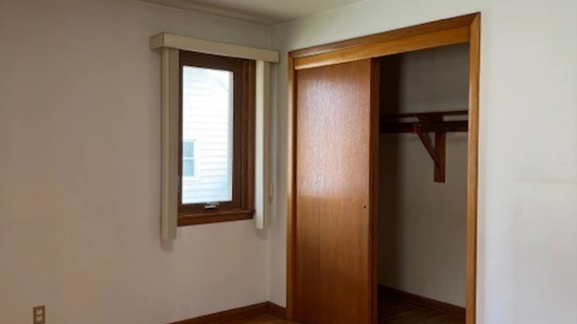 Property at 809 George Urban Boulevard, Cheektowaga, NY 14225 19