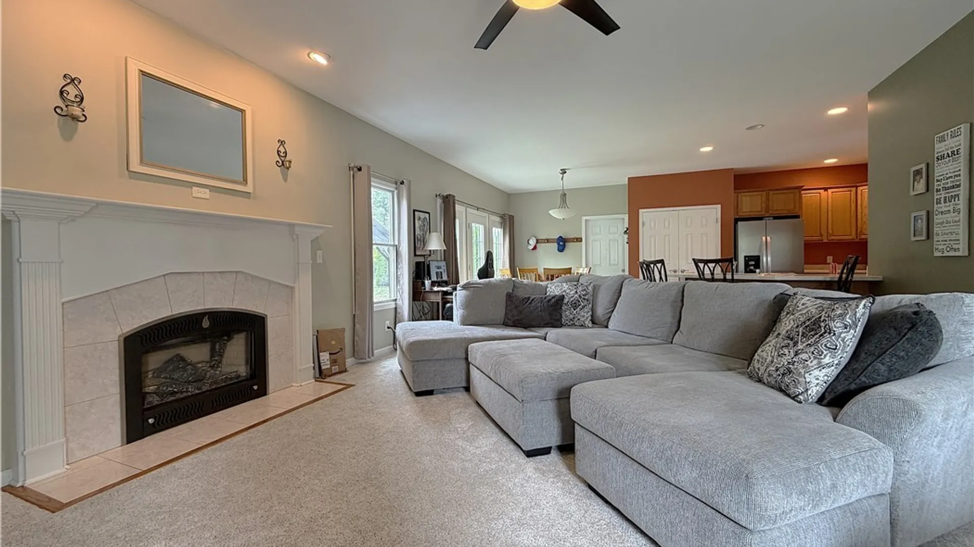 Property at 7260 Ashley Lane, Wheatfield, NY 14120 15
