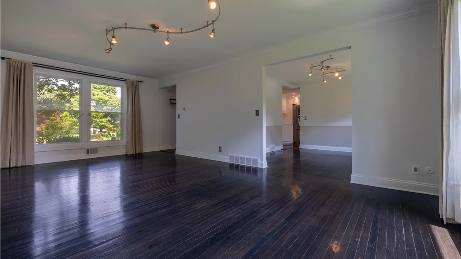 Property at 19 Warder Drive, Pittsford, NY 14534 9