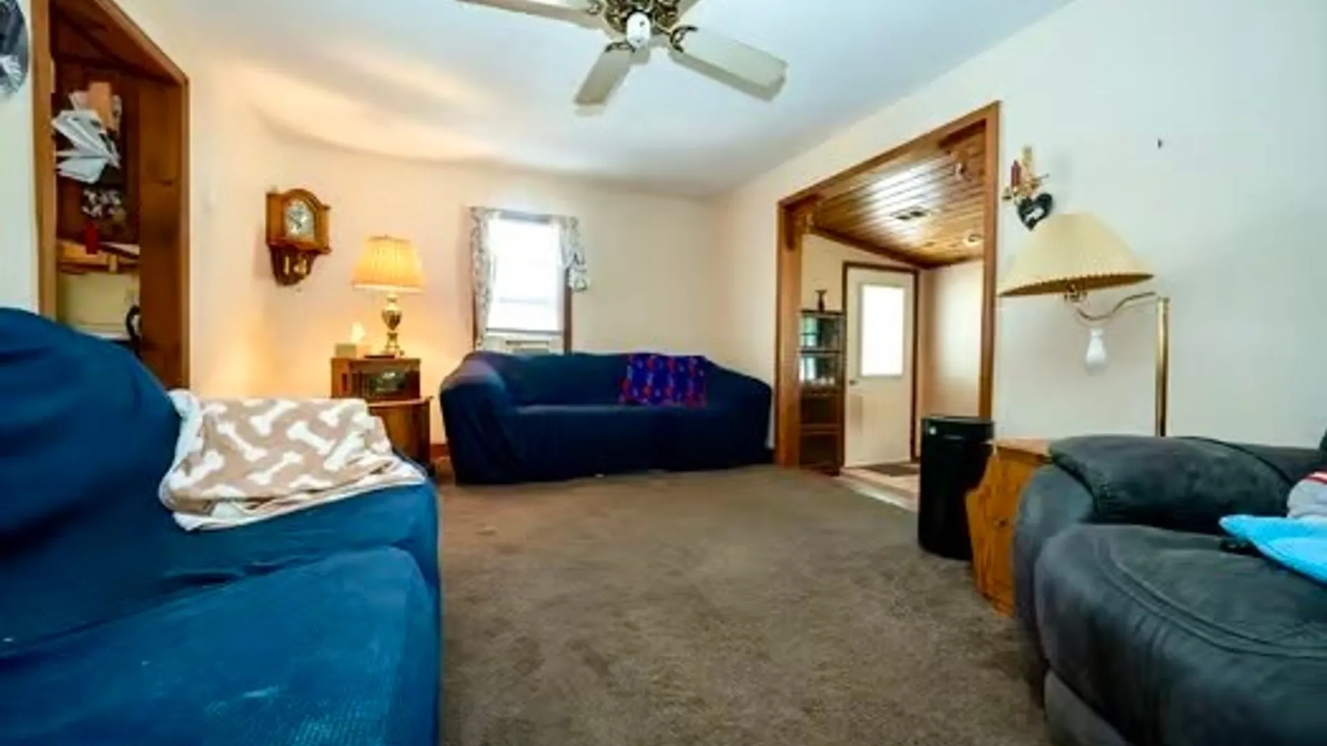 Property at 302 Knox Avenue, West Seneca, NY 14224 6