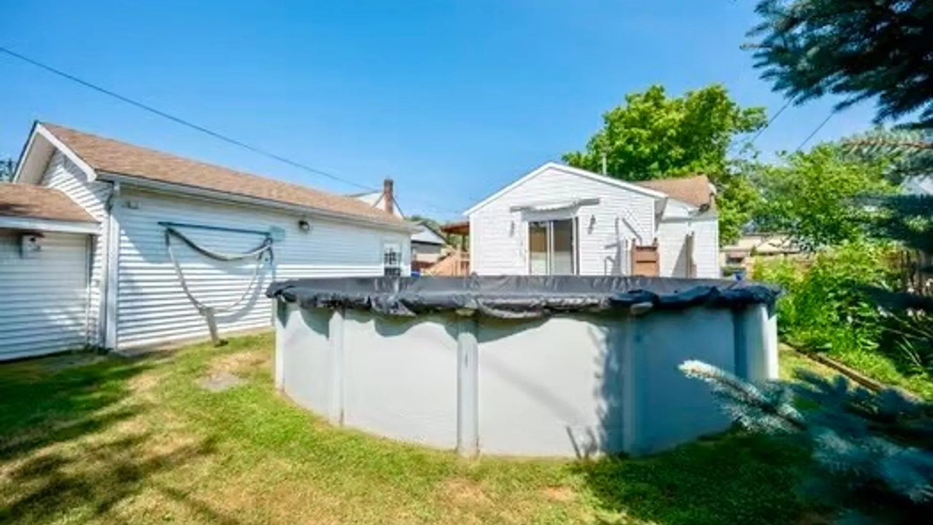 Property at 302 Knox Avenue, West Seneca, NY 14224 26
