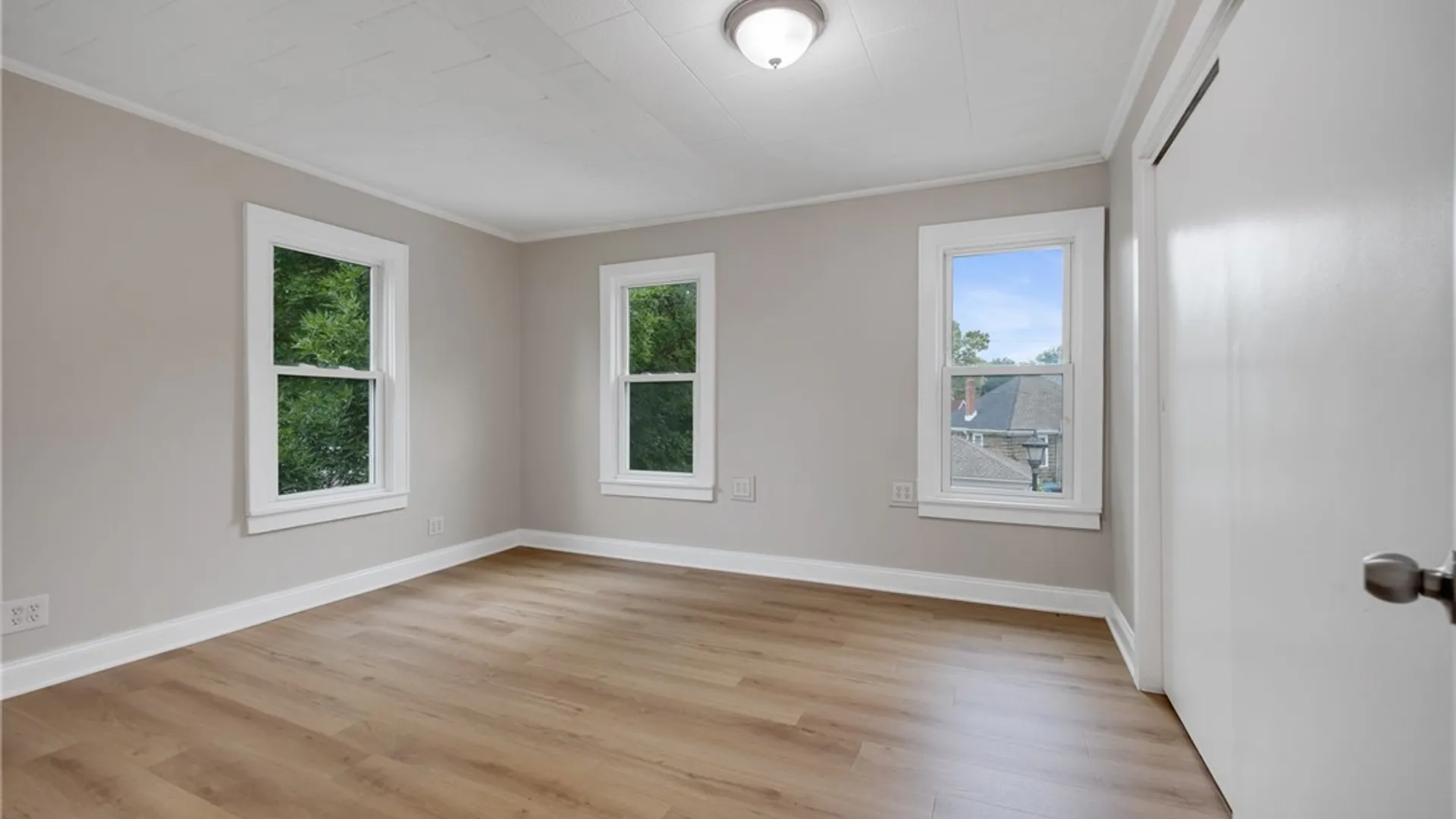 Property at 253 Benton Street, Rochester, NY 14620 18