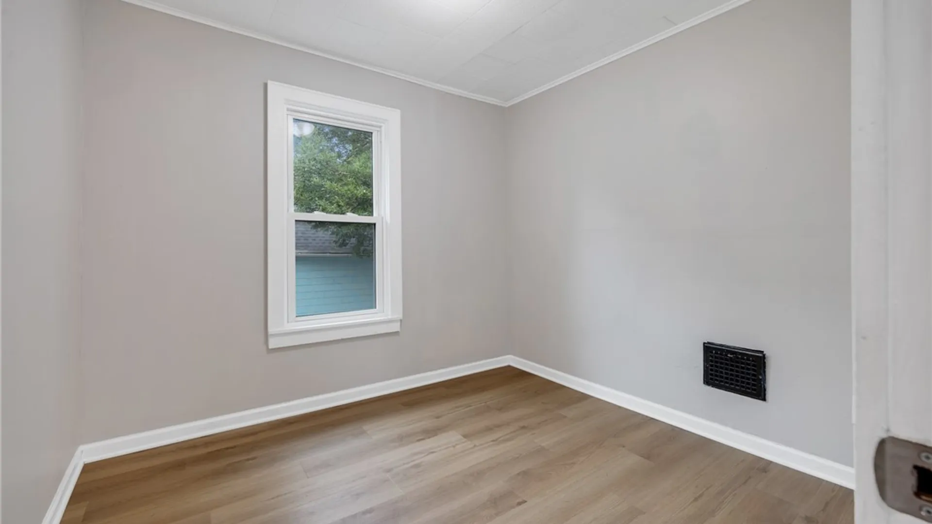 Property at 253 Benton Street, Rochester, NY 14620 20
