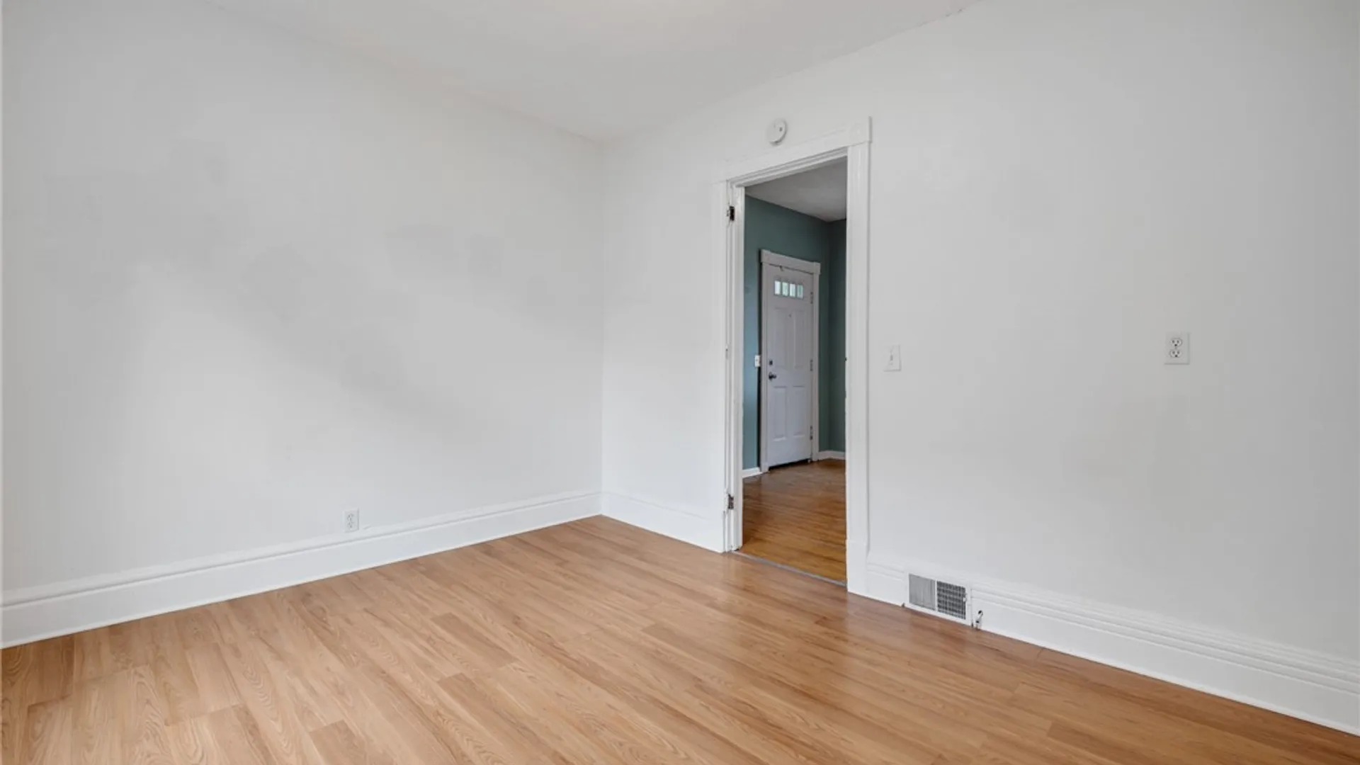 Property at 253 Benton Street, Rochester, NY 14620 38