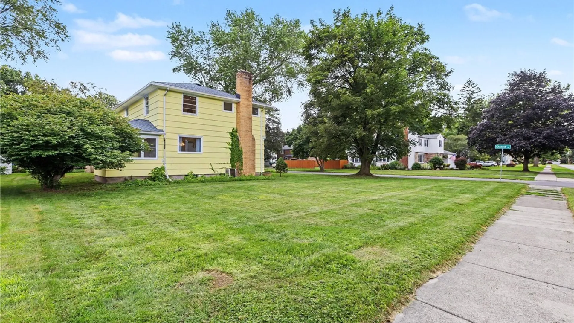 Property at 160 Chadwell Rd, Irondequoit, NY 14609 27