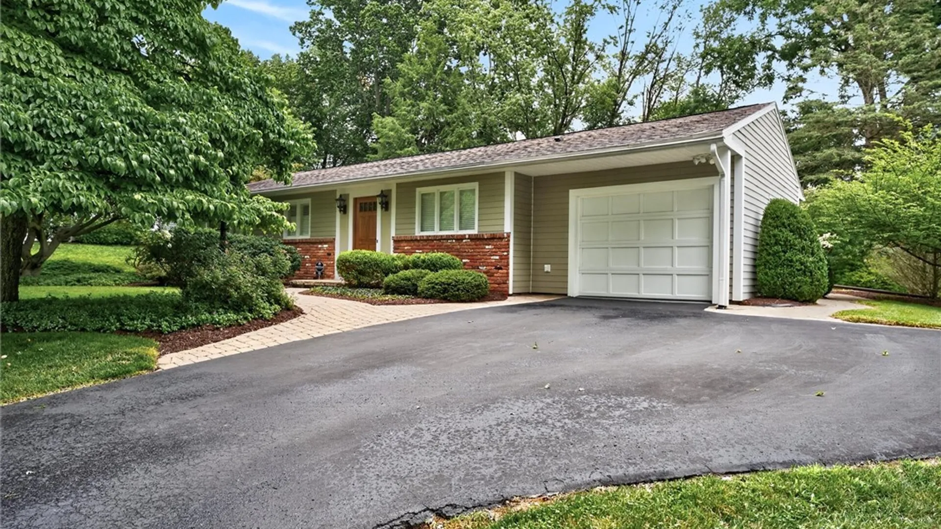Property at 13 Harvest Road, Perinton, NY 14450 39