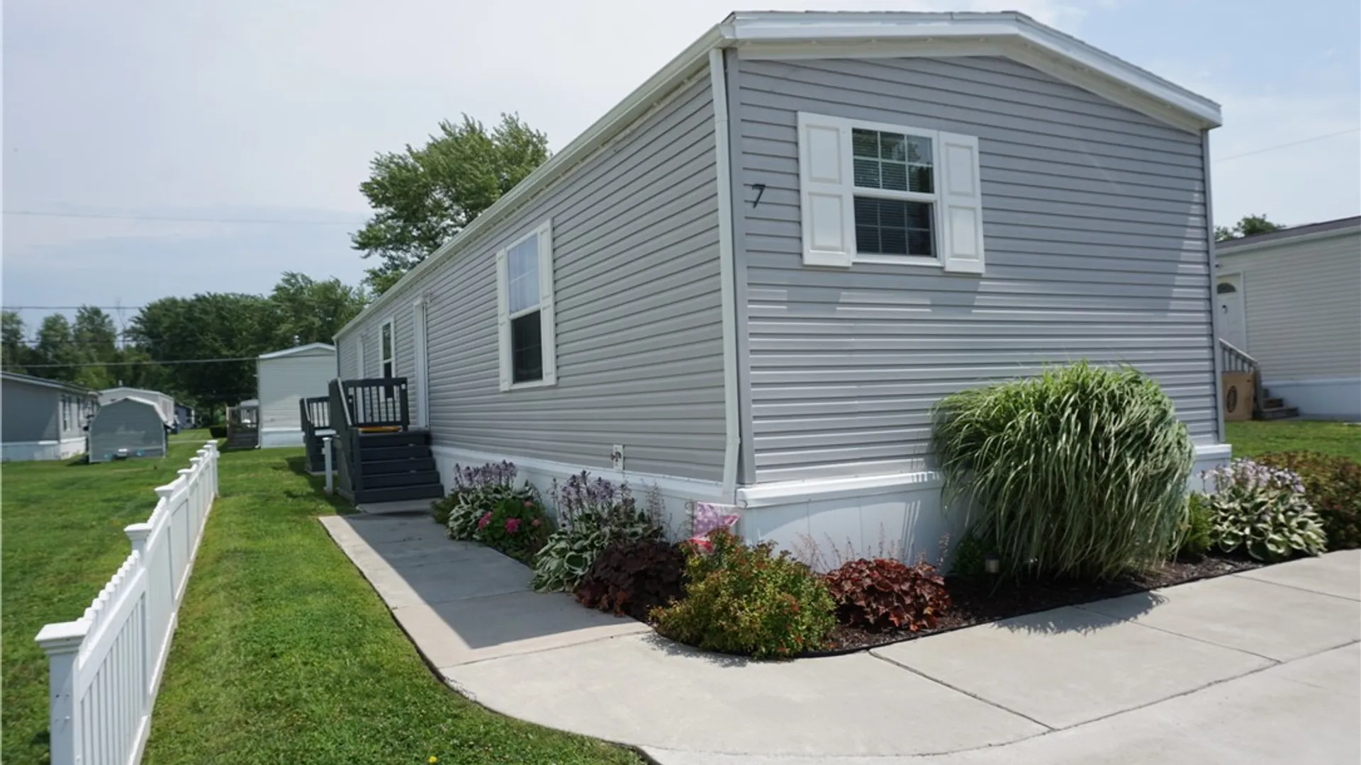 Property at 7 Farmingdale Drive, Hamlin, NY 14464 3