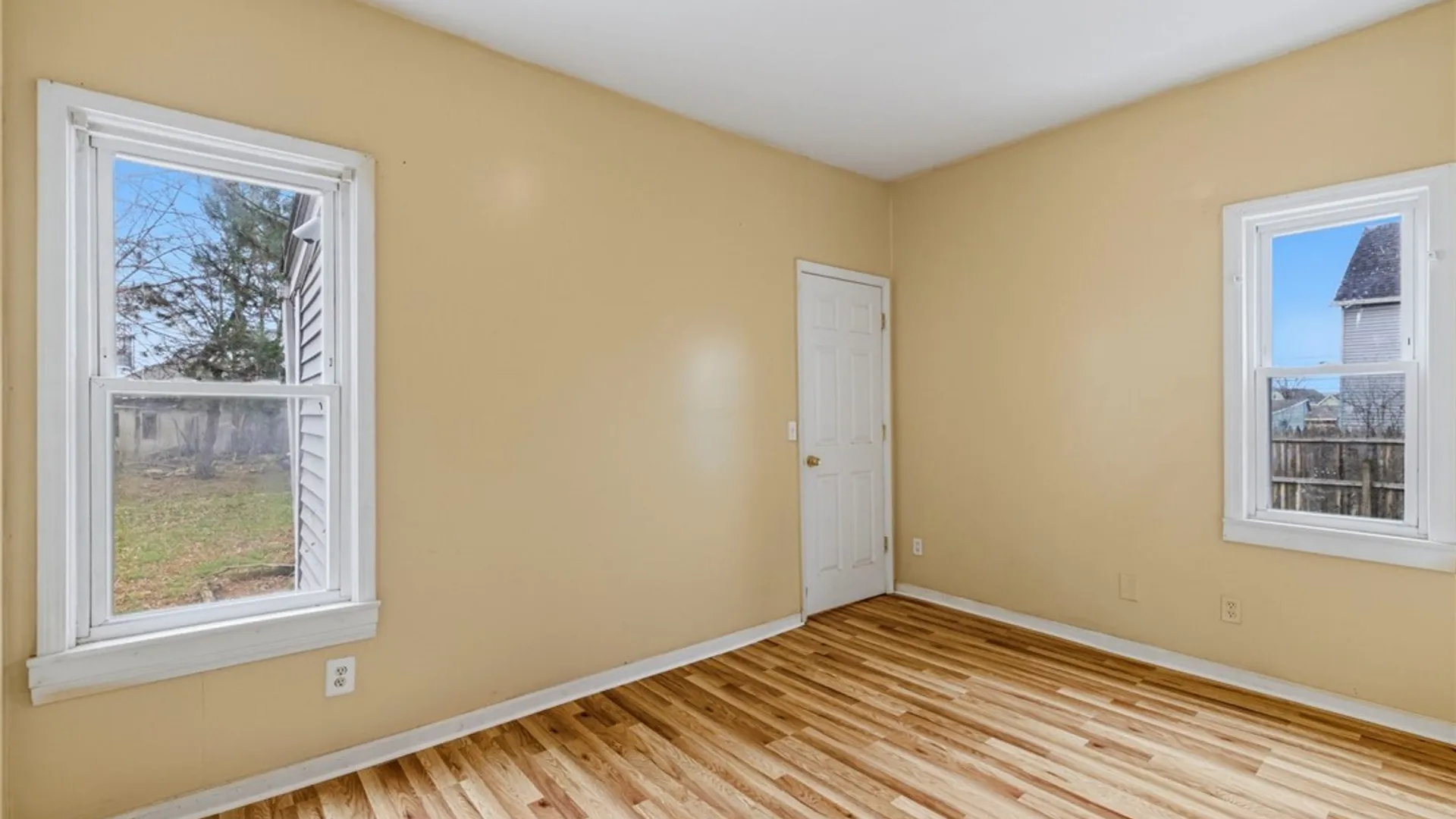 Property at 27 Heward Avenue, Buffalo, NY 14207 12
