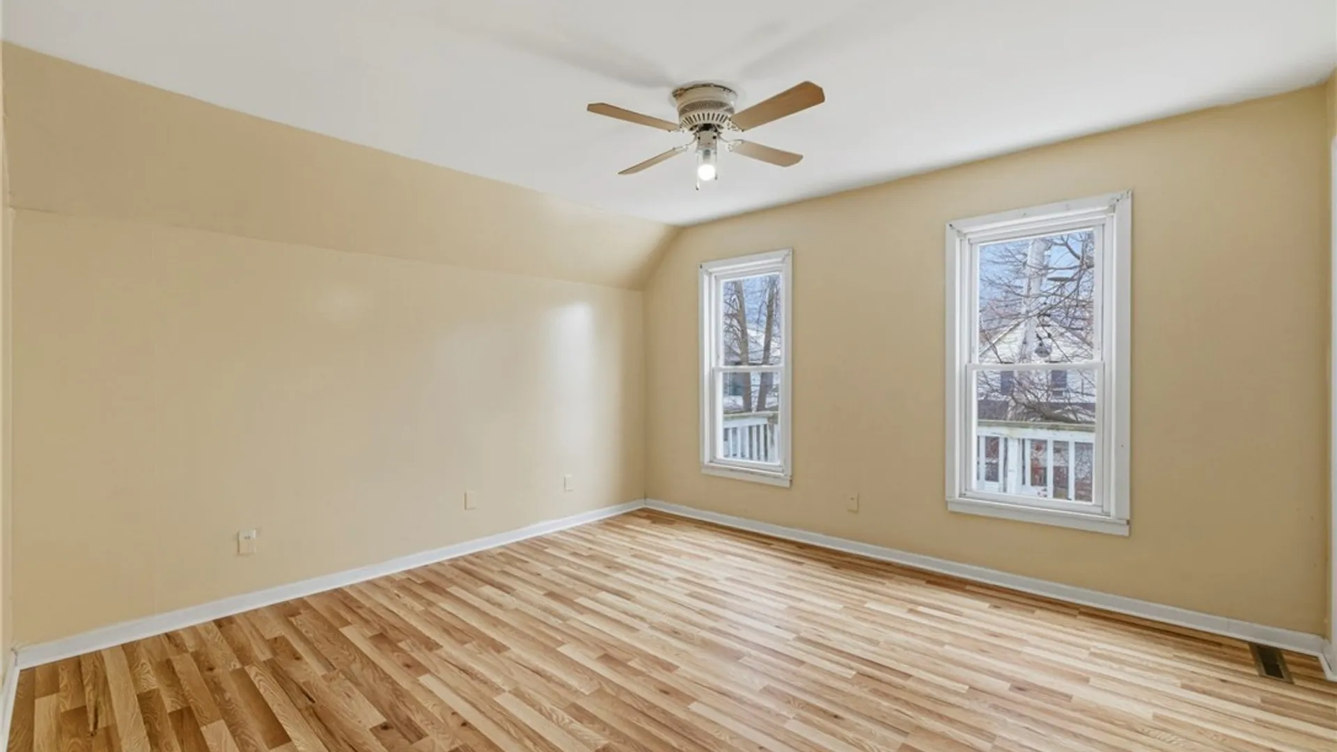 Property at 27 Heward Avenue, Buffalo, NY 14207 27