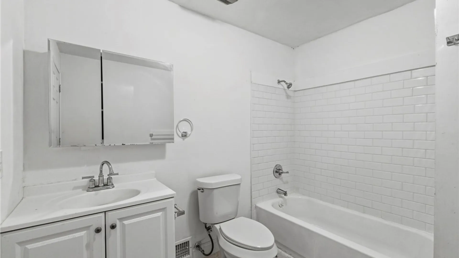 Property at 27 Heward Avenue, Buffalo, NY 14207 30