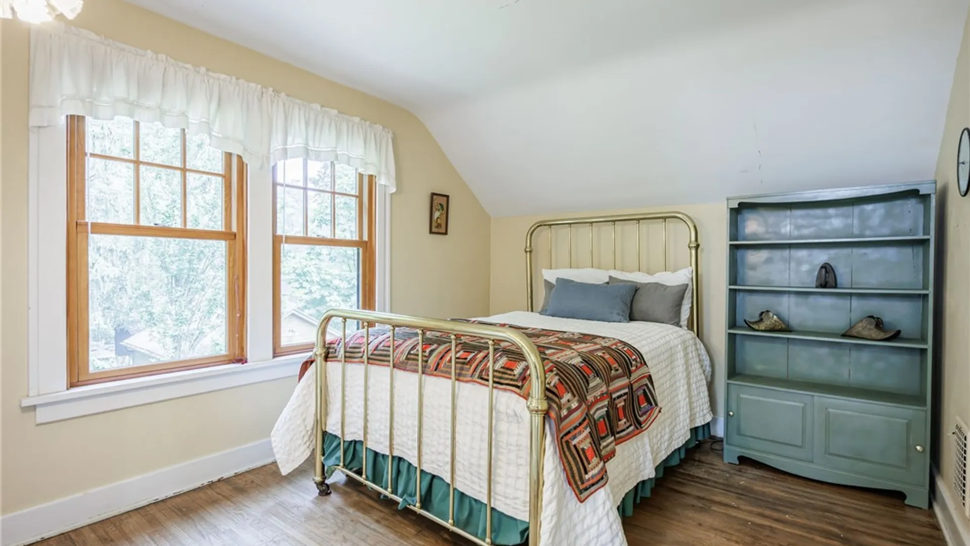 Property at 6 Line Street, Pittsford, NY 14534 32