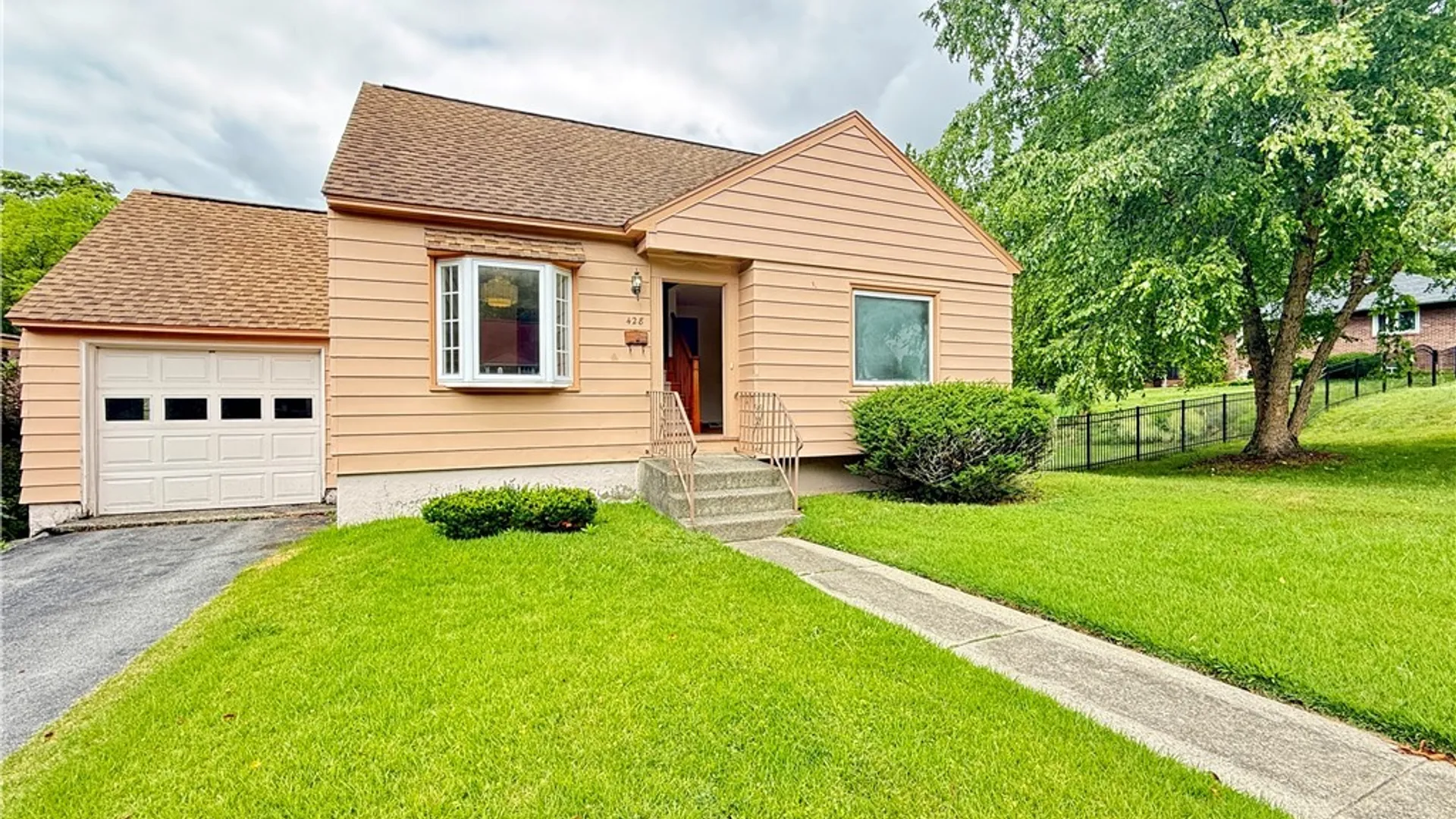 Property at 428 Buckingham Ave, Syracuse, NY 13210 3