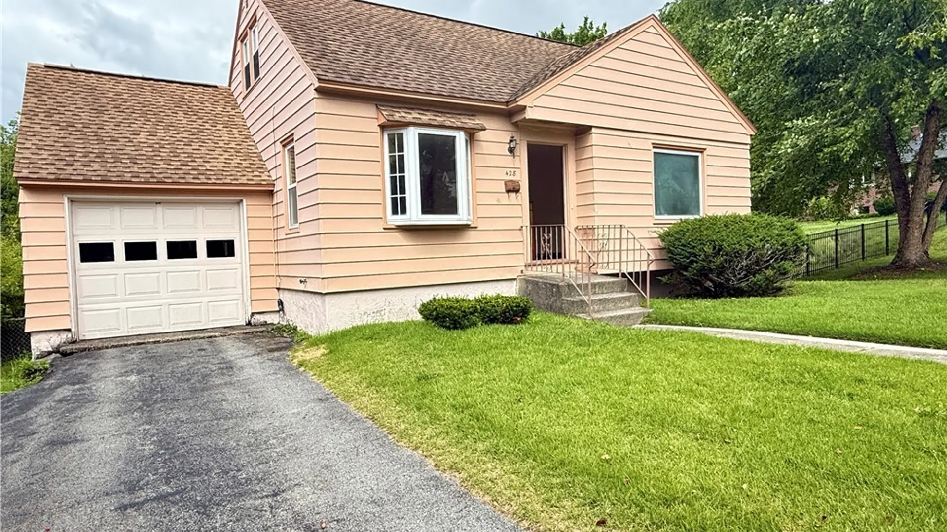 Property at 428 Buckingham Ave, Syracuse, NY 13210 4
