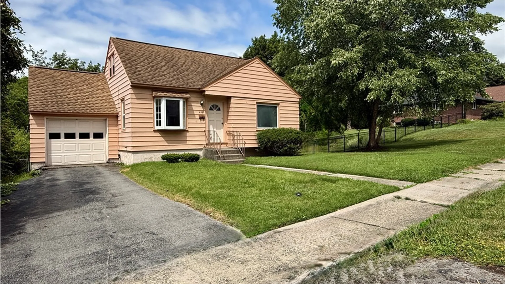 Property at 428 Buckingham Ave, Syracuse, NY 13210 5