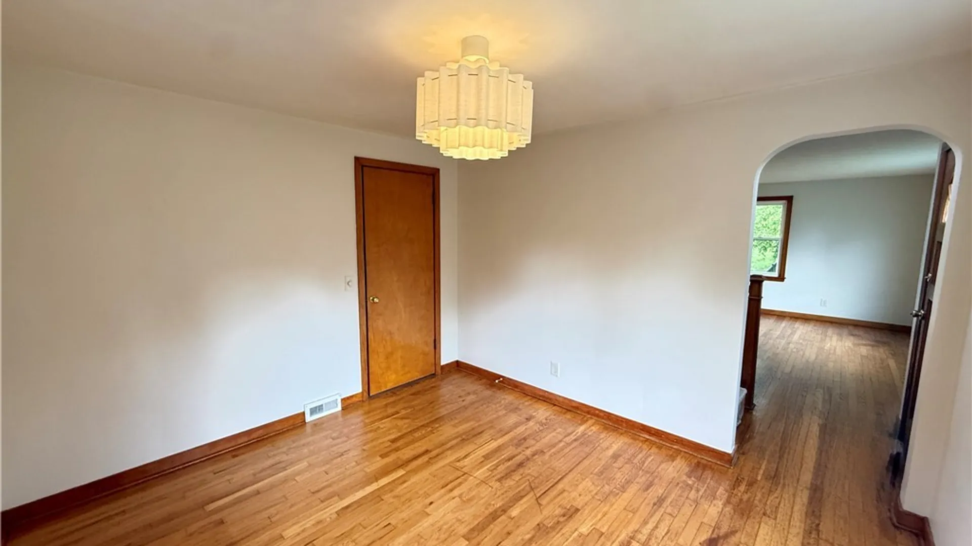 Property at 428 Buckingham Ave, Syracuse, NY 13210 33