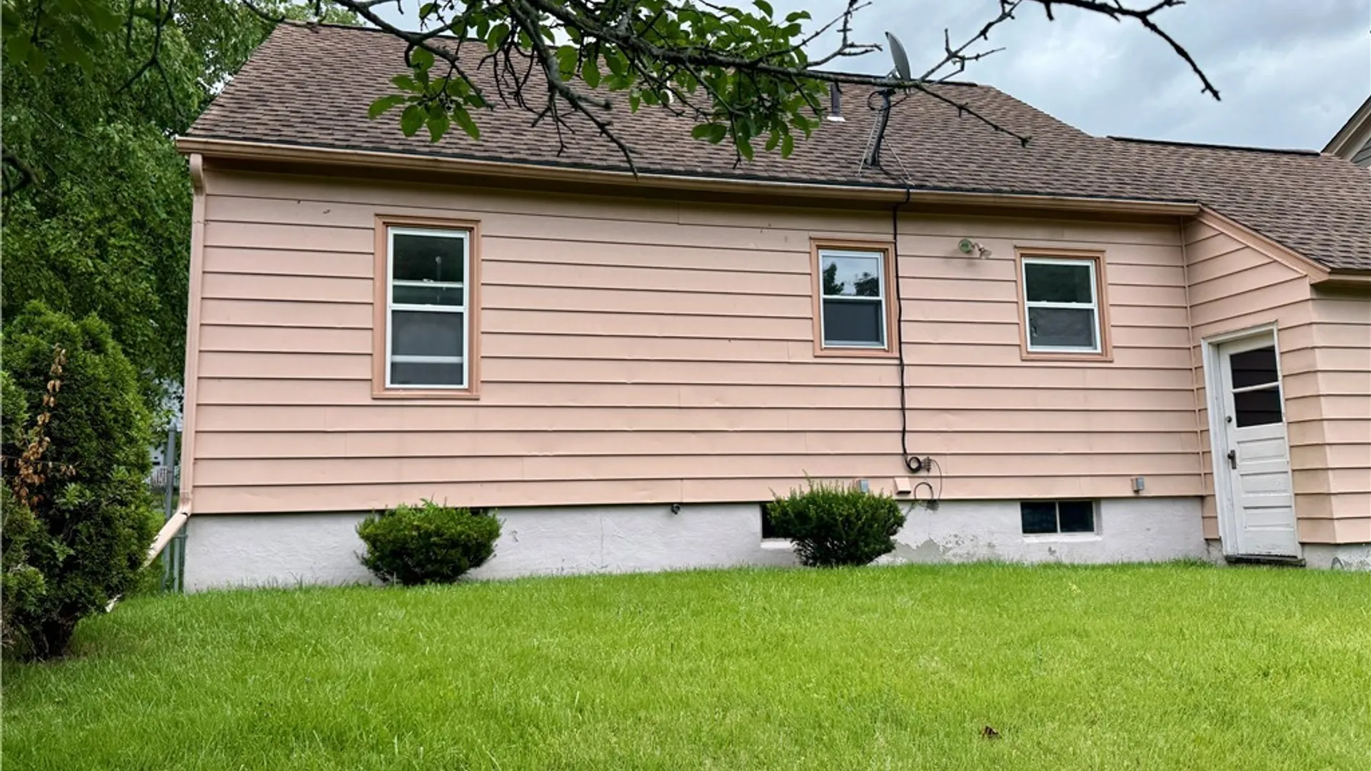 Property at 428 Buckingham Ave, Syracuse, NY 13210 46