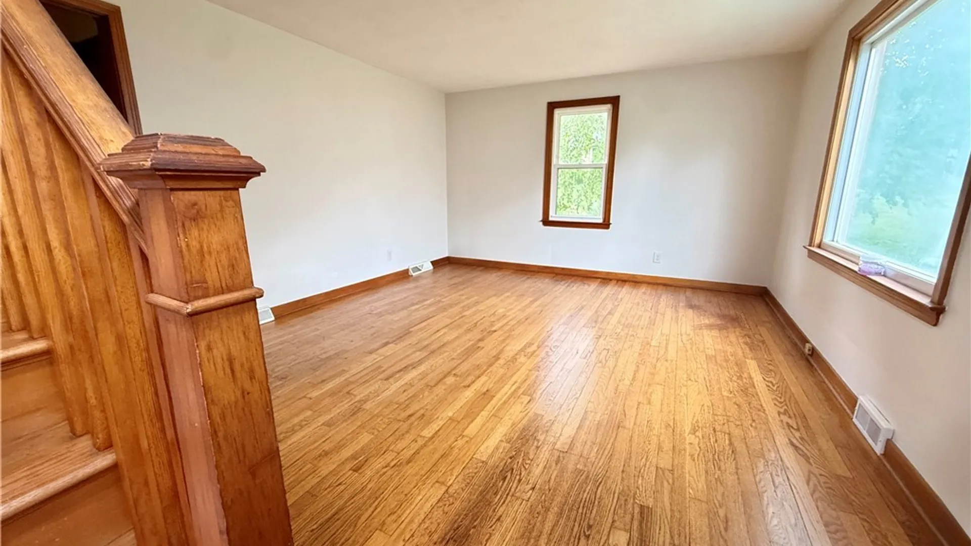 Property at 428 Buckingham Ave, Syracuse, NY 13210 17