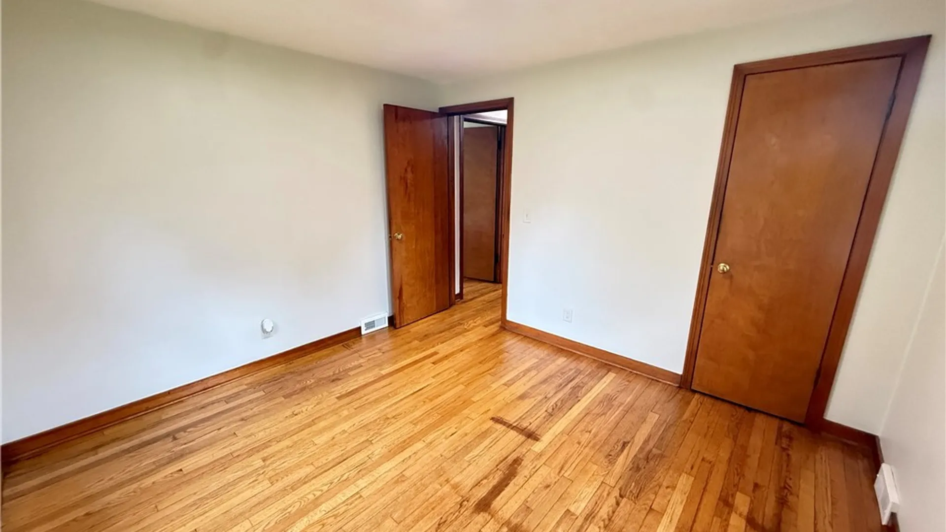 Property at 428 Buckingham Ave, Syracuse, NY 13210 27